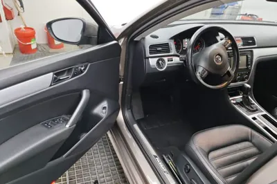 Volkswagen Passat · 2014 год