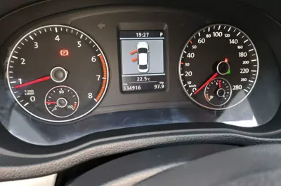 Volkswagen Passat 2014, 134900 км, за 7162 USD - фото 14