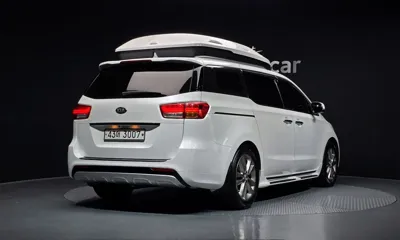 Kia Canival 2017, 217178 км, за 6092.71 USD