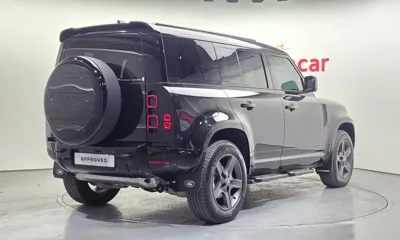 Land Rover Defender 2025, 5979 км, за 62360.51 USD