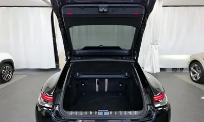 Porsche Panamera 2021, 60636 км, за 57156.03 USD