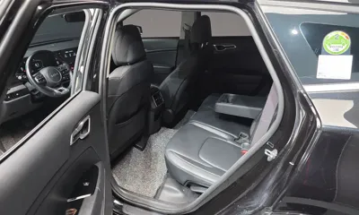 Kia Sportage 2023, 55934 км, за 14779.29 USD - фото 11