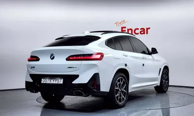 BMW X4 2023, 71718 км, за 30327.05 USD