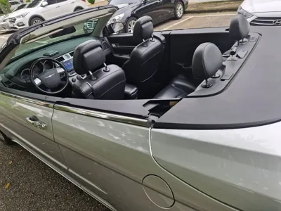 Chrysler Sebring 2010, 57900 км, за 3635.65 USD