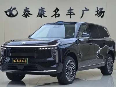 IM 智己LS9 · 2026 год