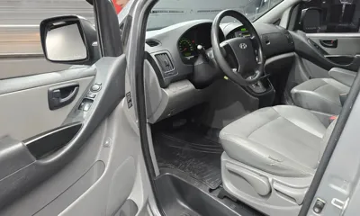 Hyundai Starex 2012, 262417 км, за 2693.12 USD - фото 11