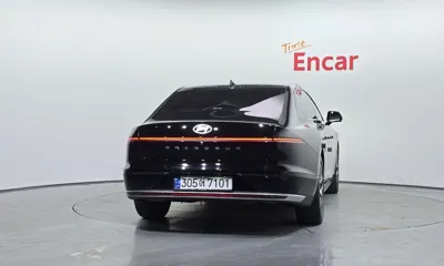 Hyundai Grandeur 2023, 92254 км, за 20331.11 USD