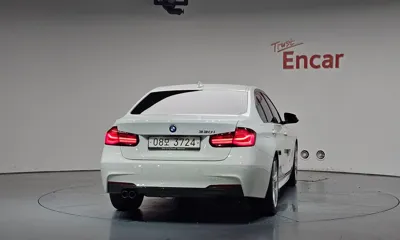 BMW 3-Series 2018, 105786 км, за 13456.74 USD