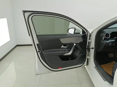 Mercedes-Benz A-Class 2023, 67400 км, за 18216.24 USD - фото 7