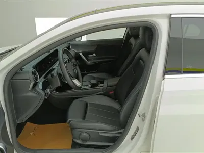 Mercedes-Benz A-Class 2023, 67400 км, за 18216.24 USD - фото 9
