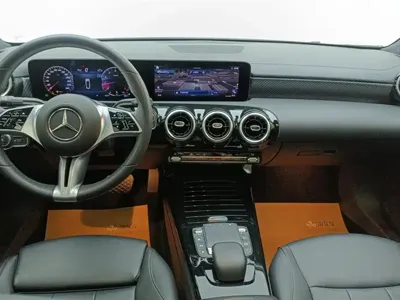 Mercedes-Benz A-Class 2023, 67400 км, за 18216.24 USD - фото 12