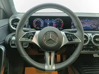 Mercedes-Benz A-Class 2023, 67400 км, за 18216.24 USD - фото 15