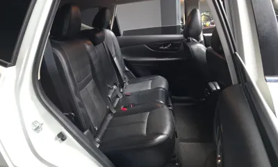Nissan X-Trail 2018, 79680 км, за 10831.04 USD - фото 12