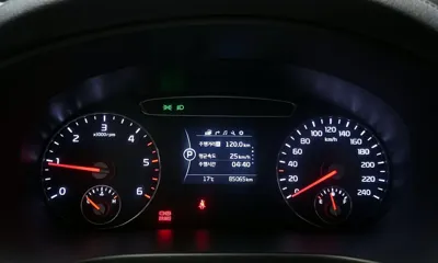 Kia Sorento 2017, 85065 км, за 9188.27 USD - фото 8