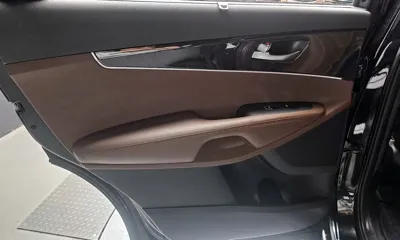 Kia Sorento 2017, 85065 км, за 9188.27 USD - фото 25