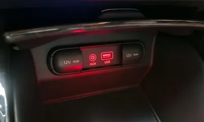 Kia Sorento 2017, 85065 км, за 9188.27 USD - фото 29