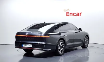 Hyundai Grandeur 2023, 22044 км, за 20737.17 USD - фото 2