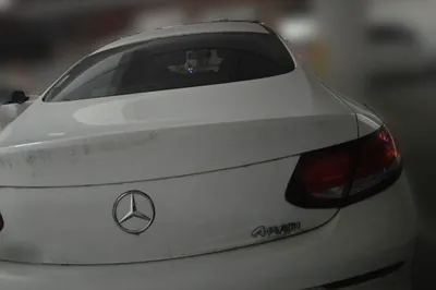 Mercedes-Benz C-Class 2018, 49600 км, за 19308 USD