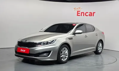 Kia K5 · 2012 год