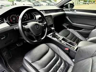 Volkswagen CC 2020, 62000 км, за 13934.4 USD - фото 6