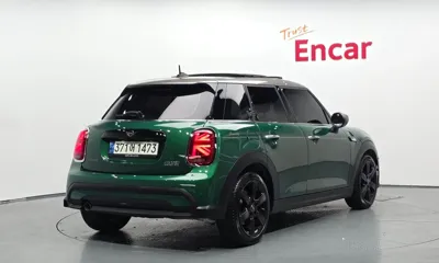 MINI Cooper 2022, 39782 км, за 17876.87 USD