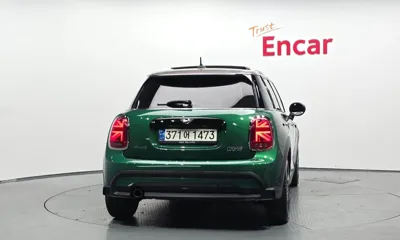 MINI Cooper 2022, 39782 км, за 17876.87 USD