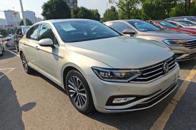 Volkswagen Magotan 2020, 90600 км, за 16475 USD