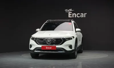 Mercedes-Benz EQB 2023, 63921 км, за 25773.42 USD