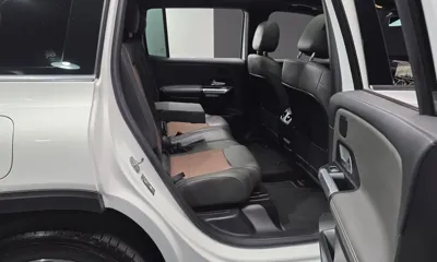 Mercedes-Benz EQB 2023, 63921 км, за 25773.42 USD - фото 11