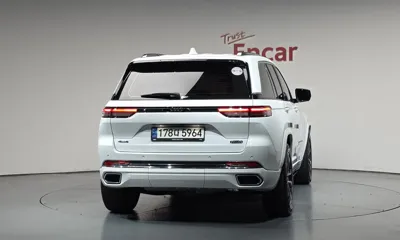 Jeep Cherokee 2023, 29500 км, за 26002.72 USD