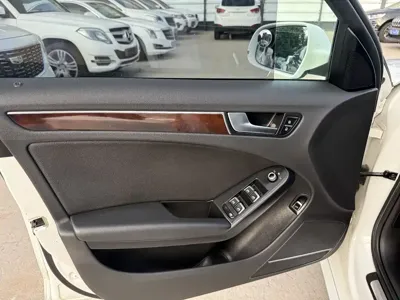Audi A4L 2014, 150000 км, за 5854.39 USD