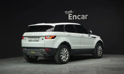 Land Rover Range Rover Evoque 2016, 81292 км, за 6887.41 USD