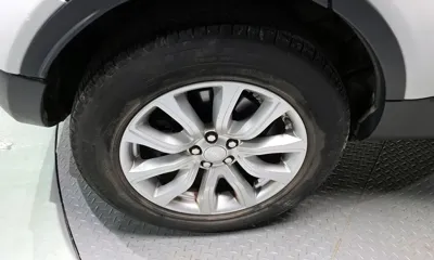 Land Rover Range Rover Evoque 2016, 81292 км, за 6887.41 USD