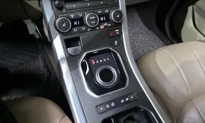 Land Rover Range Rover Evoque 2016, 81292 км, за 6887.41 USD - фото 9