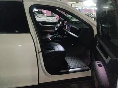 Porsche Cayenne 2024, 14500 км, за 96683.33 USD - фото 8