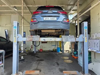 Hyundai Kona 2018, 130465 км, за 5901.27 USD