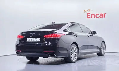 Hyundai Genesis 2016, 123703 км, за 9706.85 USD
