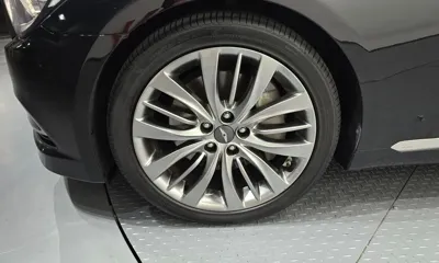 Hyundai Genesis 2016, 123703 км, за 9706.85 USD