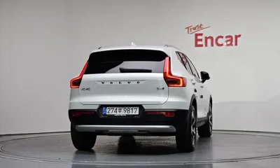 Volvo XC40 2025, 18856 км, за 27257.38 USD