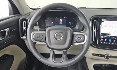 Volvo XC40 2025, 18856 км, за 27114.5 USD - фото 13