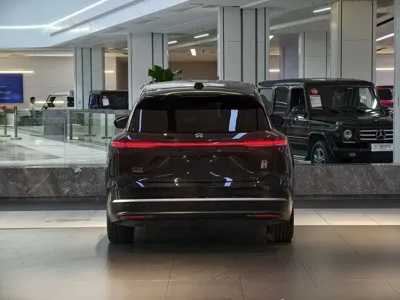 Nio ES8 2024, 21000 км, за 30050.28 USD