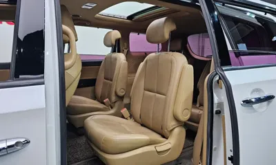 Kia Canival 2018, 120602 км, за 9122.16 USD - фото 11