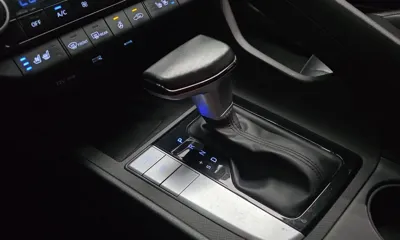 Hyundai Avante 2023, 105452 км, за 9977.68 USD - фото 9