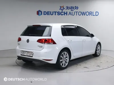 Volkswagen Golf 2014, 134301 км, за 5939.87 USD