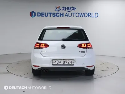 Volkswagen Golf 2014, 134301 км, за 5939.87 USD