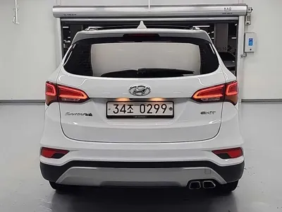 Hyundai Santafe 2016, 144737 км, за 6892.48 USD