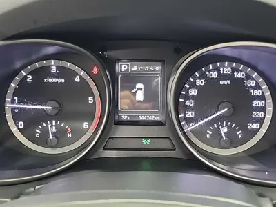 Hyundai Santafe 2016, 144737 км, за 6892.48 USD - фото 6