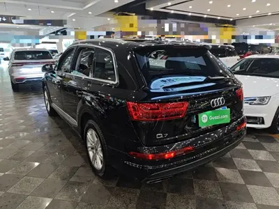 Audi Q7 2019, 87200 км, за 25867.89 USD