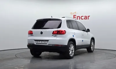 Volkswagen Tiguan 2015, 132676 км, за 4823.26 USD