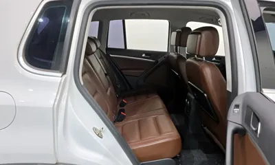 Volkswagen Tiguan 2015, 132676 км, за 4823.26 USD - фото 12